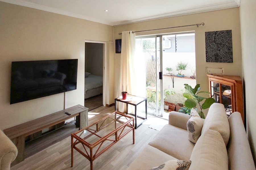 To Let 2 Bedroom Property for Rent in Rondebosch Western Cape